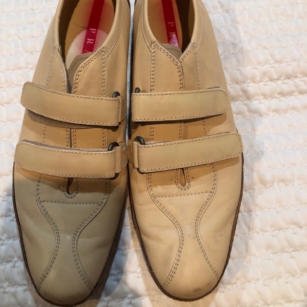 NWOT Prada loafers size 37